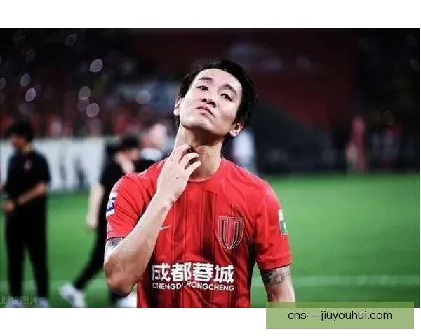 韦世豪加盟成都蓉城首秀表现活跃引球迷热议 韦世豪加盟成都蓉城首秀表现活跃引球迷热议
